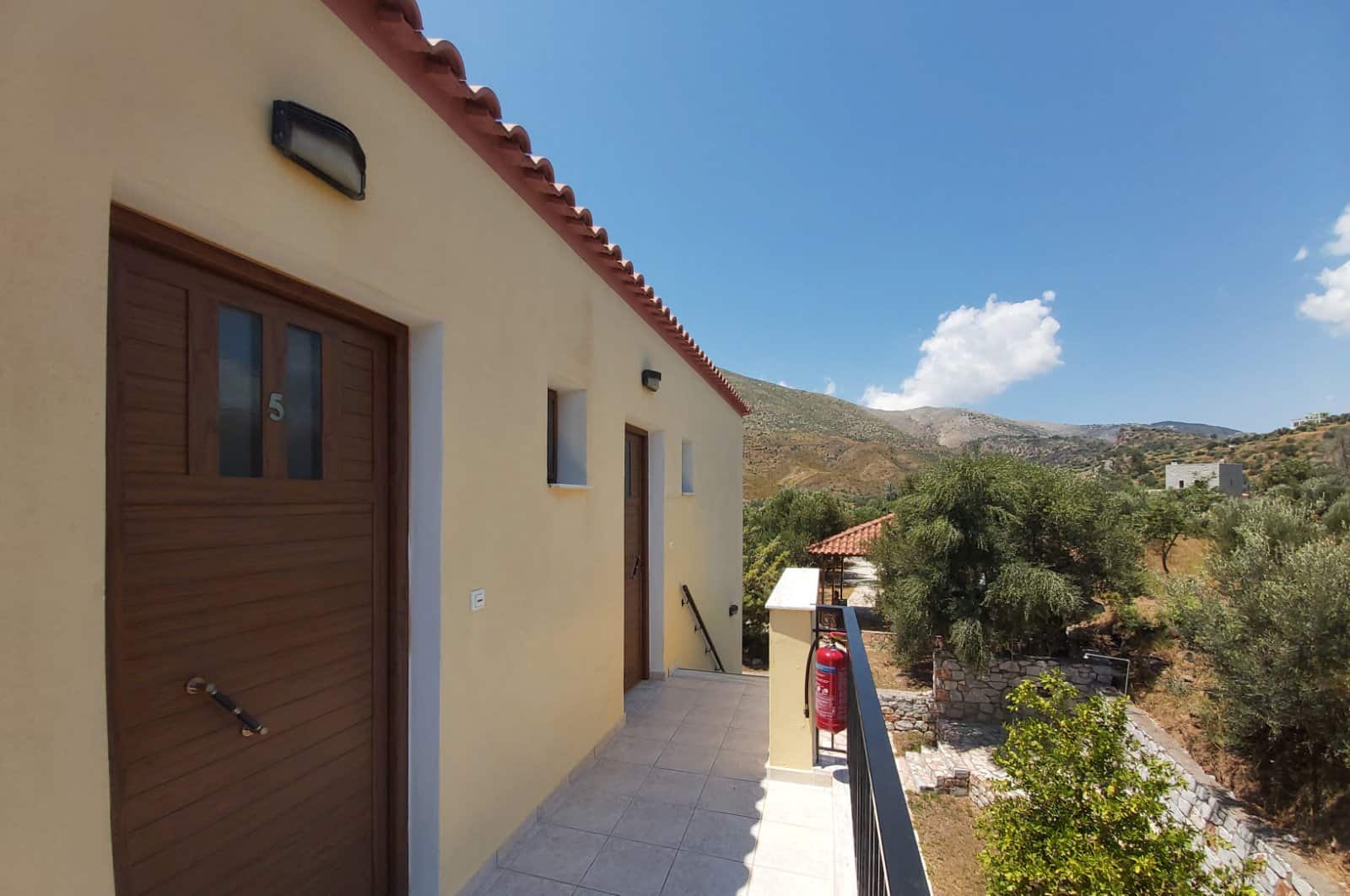 Κτήμα Παπακωνσταντή Ενοικιαζόμενα Διαμερισματα | skoutari.com