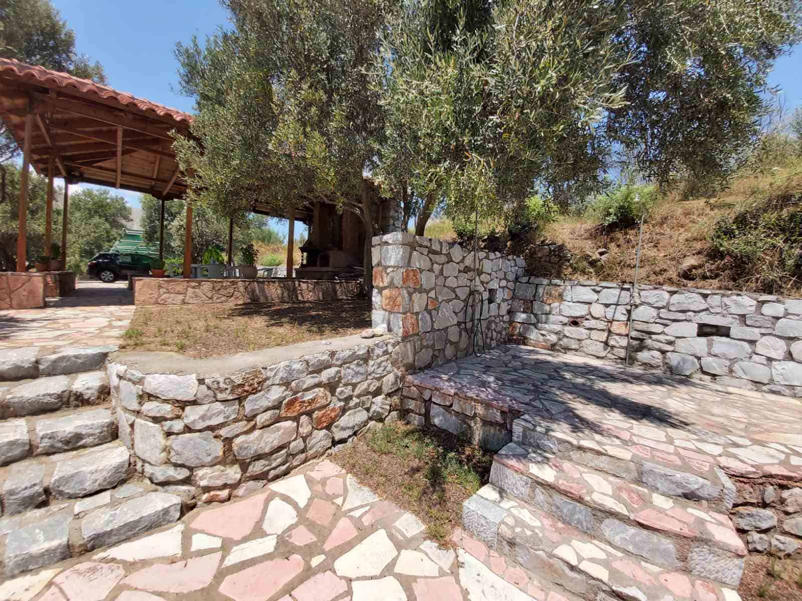 Κτήμα Παπακωνσταντή Ενοικιαζόμενα Διαμερισματα | skoutari.com