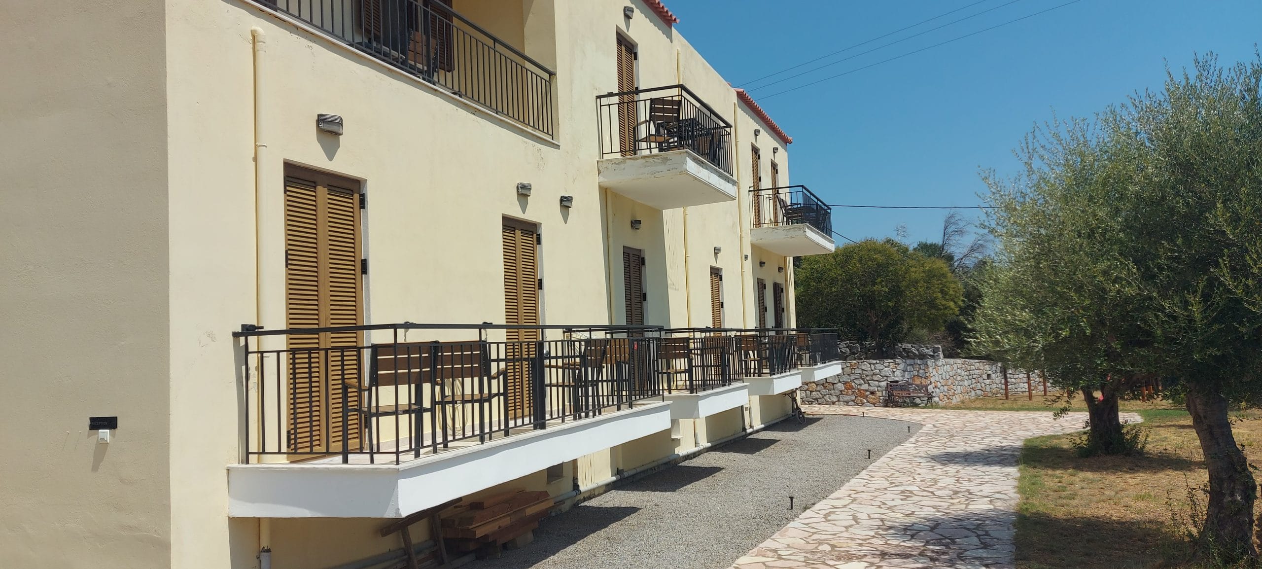 Κτήμα Παπακωνσταντή Ενοικιαζόμενα Διαμερισματα | skoutari.com